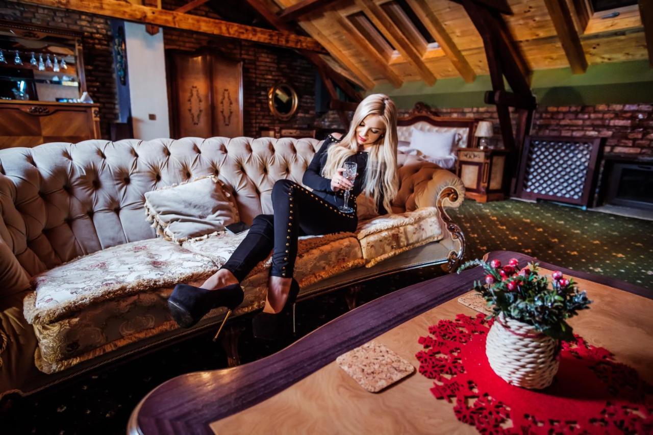 Jmr Royal -luxury & Private Sauna Hotel 4*