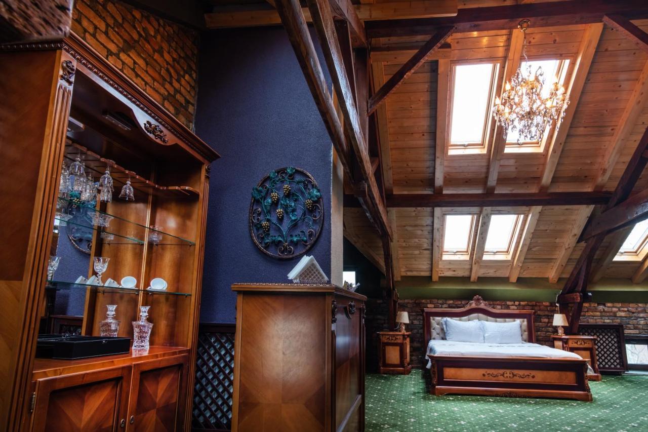 Jmr Royal -luxury & Private Sauna Hotel